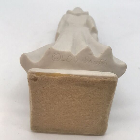 Hansen Classics 80s LDS Smith Young Woman 9" Porcelain Bisque Mormon Figurine - Picture 9 of 9